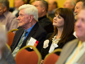 Bob Woodard and Tammie Key of Upper Cumberland Electric Membership Corporation listen to industry updates during TECA’s annual meeting. Woodard served a distinguished career with Upper Cumberland EMC as an employee and board member for more than 40 years, most recently as board president. A few days after this meeting, Woodard unexpectedly passed away. He will be greatly missed by the entire electric cooperative family. 