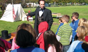 Tennessee Man Makes an Honest Living as Abe